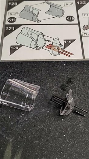Tail gun sections together! BOEING B-17G - 1:72. Airfix skill 3.
