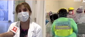 «Estoy en este momento eligiendo»: el duro testimonio de la doctora Claudia Vega, jefa intensivista del Hospital El Carmen, sobre el dilema de la última cama