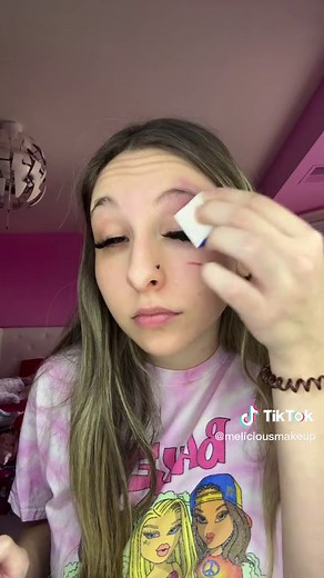 Exploring SFX Makeup: Scar, Cut, Bruise, and More!