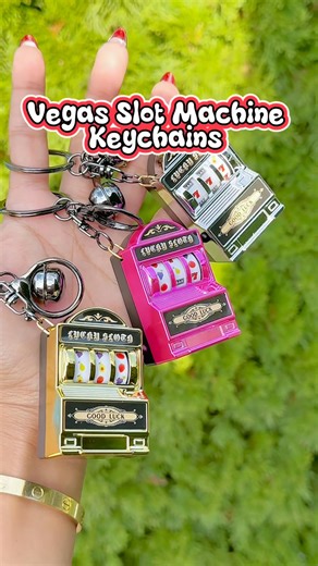 🎰✨ I can play with this all day!! 😂 Our Vegas Slot Machine Keychain is just TOO cute!! 💖 Launches this Friday at 2PM CST 🥳 Pull the lever and see if luck’s on your side 🍀 trust me, you’ll wanna collect them all! 😍 | Asmr Orders