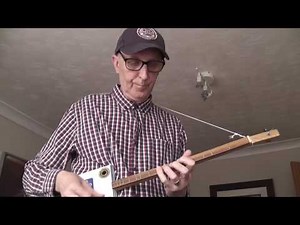 Twelve Bar Blues In A - 12 Bar Blues On A One-String Guitar (Canjo) Tutorial