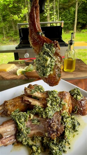 Juicy, perfectly griddled lamb chops served with a zesty mint pesto made from fresh mint leaves, parsley, pine nuts, garlic, Parmigiano Reggiano, lime, and olive oil. #AD All cooked to perfection on my trusty Weber Grills Canada Slate 30” Rust-Resistant Griddle, which provides even heat across the entire surface for easy and controlled searing.Griddle on and feast on! #webergrillsca | GrillHunters