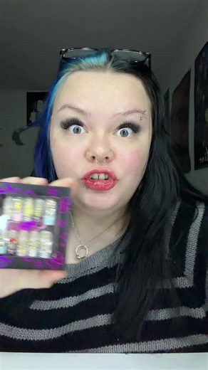 Do my nails with me !!! You can buy 3 get 1 free down below #domynailswithme #pressonnails #fypシ゚viral #fyp #nailsartvideos