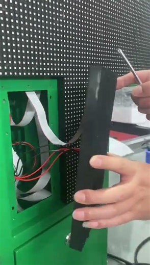 hOW TO REPAIR THE Green cross led display MODULE | How remove led module from LED video wall Screen