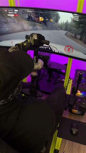 What would YOU use as a steering wheel? 🤔👇