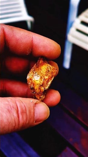 Ancient projectile point + portable rock art ‪@Muggaspaleo‬