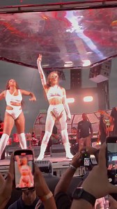 #ANITTA • ISSO É FUNK RAVE, RIO DE JANEIRO 🗣️ TUDO FERVENDO NOS @ensaiosdaanitta | Universal Music Brasil