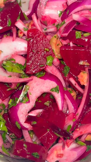 Aliyah’s Kitchen on Instagram: "All the nourishment I need in this pickled beet salad🫜🫒 #saladrecipe #healthyrecipes #pickledbeets"