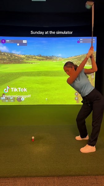 Veronique | Golf on TikTok