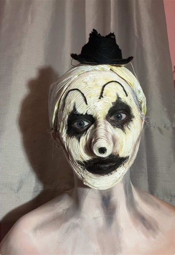 Yarn Makeup Tutorial: Art the Clown from Terrifier