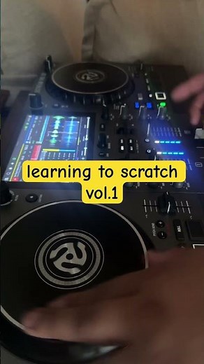 Learning to DJ Scratch (Vol. 1) 🎧 Beginner Turntable Skills #dj #mixstreamprogo #djtipsandtricks