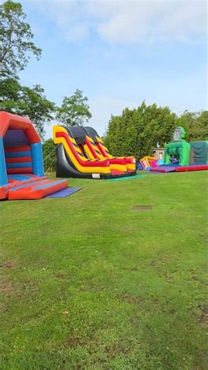 Bouncy Castle Party www.boingbouncycastles.com