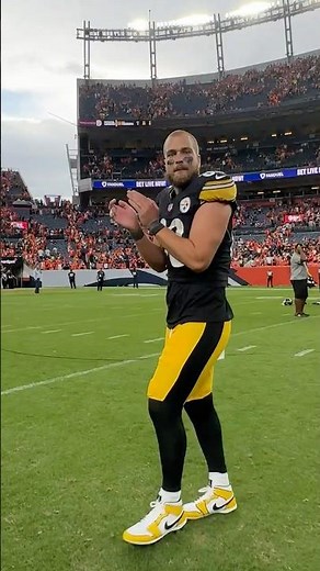 2 AND 0 🗣️ Steelers celebrate win over Broncos with fans in Denver 🙌 #steelers #nfl #shorts