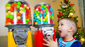 688K views · 9.8K reactions | Funny Kids and Giant Dubble Bubble Gumball #candy #kids #funny #childrens #vladcrazyshow #fun #forkids #cool | Vlad and Niki | Facebook