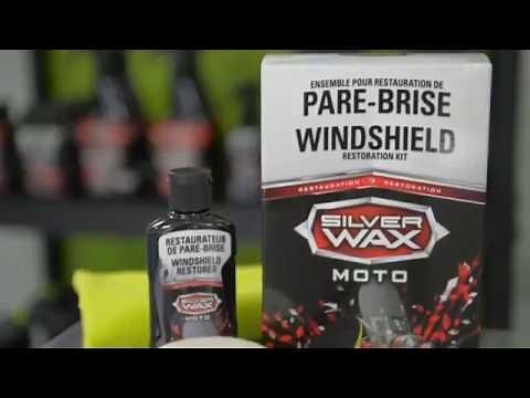 Polir pare-brise de moto