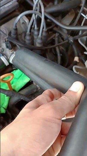 Como TROCAR a mangueira do RADIADOR? Jeito FÁCIL e seguro!