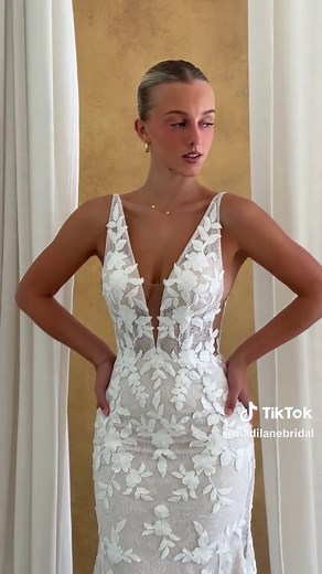 Stunning Fit and Flare Wedding Dress Reveal