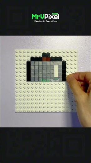 Making the legendary Hammer of Thor in 8-bit! ⛈️👑 | Pixel Art