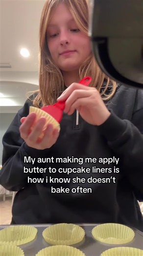 She not a baker and never claimed to be #fyp #baking #cornbread #courtneycook #notapro