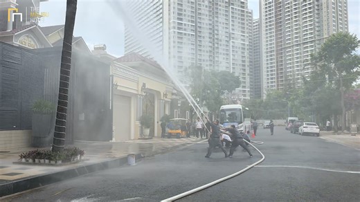 🔥 LỚP HỌC PCCC & CNCH – TRANG BỊ KỸ NĂNG, LAN TỎA AN TOÀN 🔥 🔥 𝐹𝐼𝑅𝐸 𝑃𝑅𝐸𝑉𝐸𝑁𝑇𝐼𝑂𝑁 & 𝑅𝐸𝑆𝐶𝑈𝐸 𝑇𝑅𝐴𝐼𝑁𝐼𝑁𝐺 – 𝐵𝑈𝐼𝐿𝐷𝐼𝑁𝐺 𝑆𝐾𝐼𝐿𝐿𝑆, 𝑆𝑃𝑅𝐸𝐴𝐷𝐼𝑁𝐺 𝑆𝐴𝐹𝐸𝑇𝑌 🔥 CBNV Khách sạn Malibu đã tham gia lớp huấn luyện Phòng cháy chữa cháy & Cứu nạn cứu hộ (PCCC & CNCH) với tinh thần nghiêm túc, chủ động và đầy trách nhiệm. Chương trình không chỉ cung cấp kiến thức cần thiết mà còn giúp nhân viên thực hành trực tiếp các tình huống khẩn cấp, nâng cao khả năng phản ứng nha