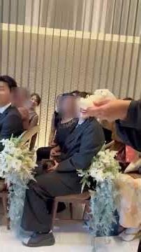 登場から可愛すぎる....2匹のわんちゃんのリングドッグをご紹介🐕️一度きりの人生一度は魔法にかけられて #プラコレ #dressy花嫁 #結婚式 #リングドッグ