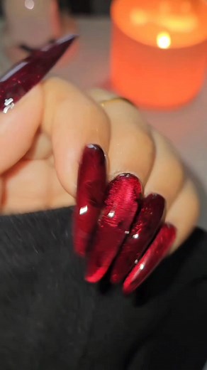 18K views · 335 reactions | Red cat eye nails effect #momlife #nailart #trend #hair #beauty #Halloween #makeup #fblifestyle #mom | Marisol Beauty Tutorials | Facebook