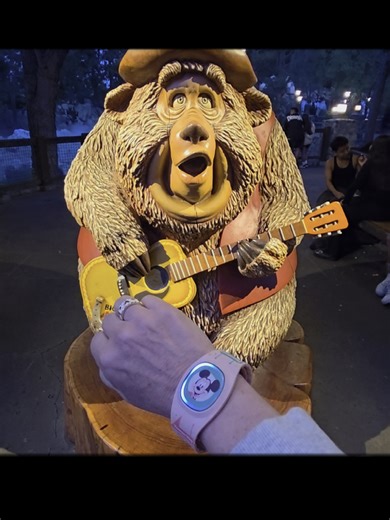 Big Al is at Disney's California Adventure! use your Magic Band to hear him!! #travelsbykaren #vacationsplusphotos