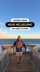 Epic coastal walk near Melbourne! 😍🌊 - If you’re after a relaxing walk featuring stunning views and beautiful beaches then this hike is a must! Located in the Bellarine Peninsula just a short drive from Melbourne, the Barwon Heads Bluff walk is unreal. I started the walk at the Hodgson Street car park and followed the track past the iconic lifesaving club and bridge then along the bluff where the views opened right up over the ocean and rocky coastline. The trail winds its way above the cliffs