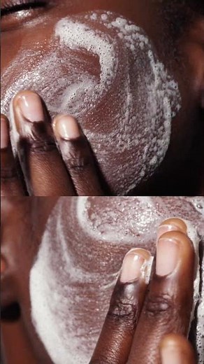 ✨ Three steps for the perfect cleansing routine for Normal to Dry Skin ✨ #clarins #skincareroutine