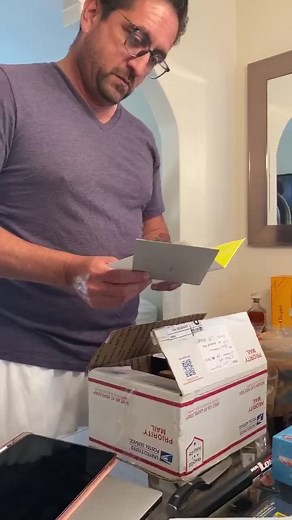 Heartwarming Pregnancy Announcement to Dad 2,000 Miles Away