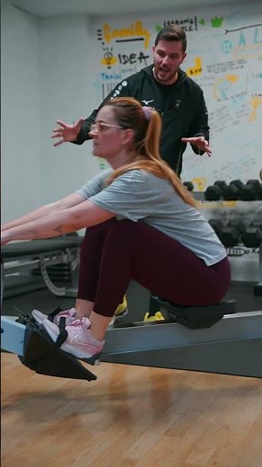 🚣‍♂️ ¿Haces remo en el gimnasio? Aprende a hacerlo como un pro.