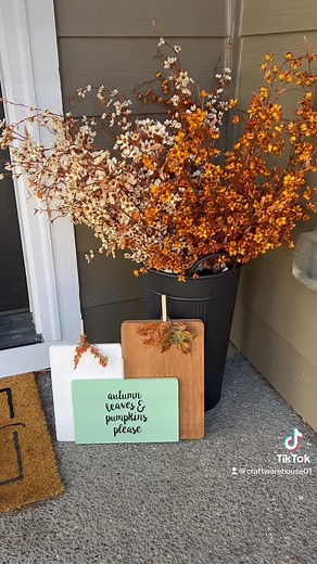We love creating DIY fall decor on a budget that fits any houses theme! 🎃 This simple easy wooden pumpkin sign is the perfect touch to add indoors or outdoors. Make sure to seal your project if placed outside. #fallreels #diyfalldecor #diydecor #falldecor #pumpkindecor #halloween #halloweendecor #diyhalloweendecor #diypumpkindecor #fallvinyldesigns #porchdecor #falloutdoordecor #frontdoordecor | Craft Warehouse