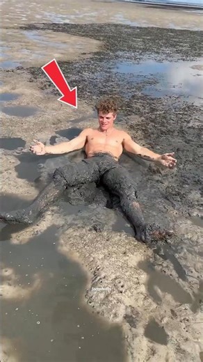 "Daldal Ka Sach Jo Bollywood Nahi Batata 😳 | quicksand #shorts
