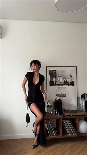 Laurel Black Short Sleeve Maxi Dress #fashion #dressootd #dress #blackdresses #fashionslee #ootd