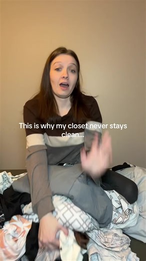 finally pulled out all my sheets and realized how much space I was wasting. These bed sheet storage bins helped me sort everything, keep sets together, and make my closet look organized again. The clear windows and sturdy handles make it easy to grab what I need without digging. Perfect for busy homes and small closets. #DeclutterLife #ClosetOrganization #HomeReset #LinenStorage #OrganizedLiving