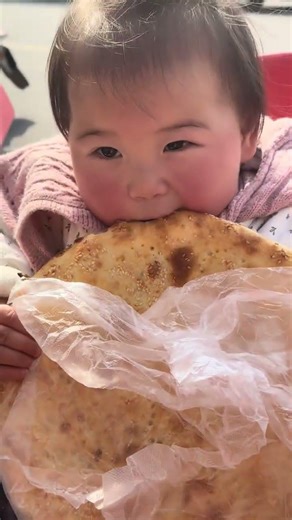 Naan Pie Girl: The Ultimate Giant Pancake Challenge