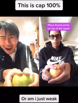 #duet with @wencyslua #BeatTheZombieFunk #fyp #chinese #apple #viral #foryoupage #4u #weakdance #gimmeclout #dance #trending #bored