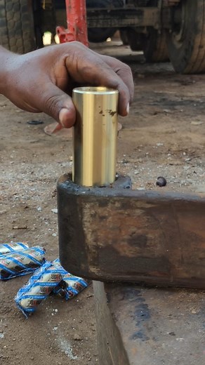 Front Leaf Spring Bushing & Upgrading . . . . #auto #automotive #automechanic #indiantruck #leafspringworking #bushing #upgrading #mechanical #mechanicguru #santoshpattimistry | Mechanic Guru