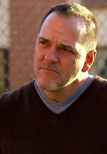 West End Salvage S01:E13 - A Bohemian Master Bedroom