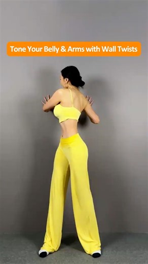Flatten your belly, slim arms, and tighten your waist with 5-min Wall Twist for beginners daily!