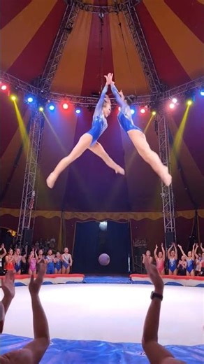 🤸‍♀️ Stunning Acrobat Show Under the Big Top 🎪##Circus #Gymnastics #Acrobatics #Talent