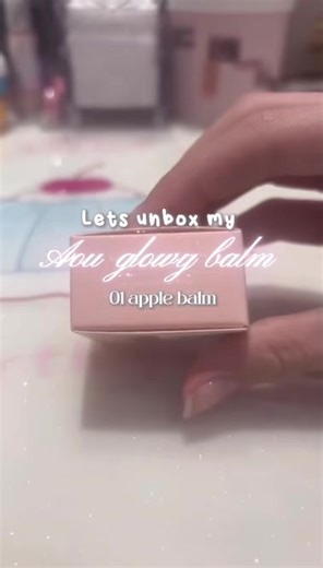 AOU Cosmetics: Unboxing Apple Balm Review