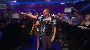 The Best Walk On Ever! 😭😂 | Darts Banter