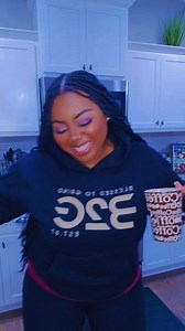 2002.....The Original Candy Licka🤣🤣😜 Marvin Sease❤️#IYKYK Alright! I got my 10,000 steps in for today. What about y'all? Remember to MOVE something! Dance like you don't care who is watching👌🏾A body in motion stays in motion💯📌💋 Artist: Marvin Sease Song: Do You Qualify #beautyboss #blueslover💃🏾🎶🎵 #musiclover #marvinsease #fypreelsシ゚viralシ #fypシ゚viralシfypシ゚ | Howard Ella