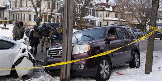 Ex-Secret Service agent explains why they don’t fire on moving vehicles