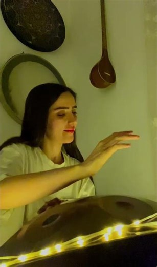 Online handpan students play clean, continuous patterns with precision, control, and steady focus.!