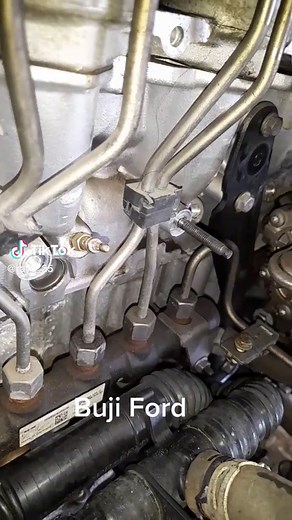 Understanding Car Engine Valve Train Components