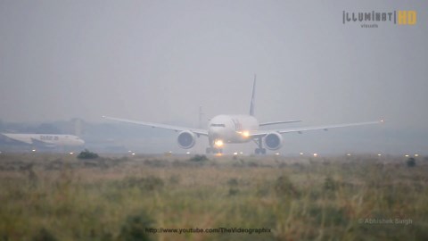Watch Boeing 777F FedEx Brilliant Lift Off