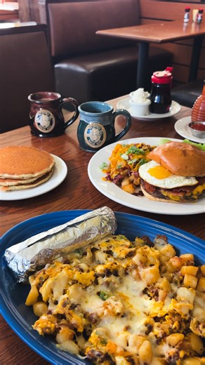 Date Night Dallas | ✨BREAKFAST IN DALLAS WITH MOST PLATES UNDER $15 chill vibes, fresh-squeezed OJ, and the smell of fresh coffee. @ophdfw is a classic... | Instagram