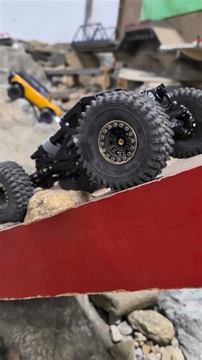 1/24 Mini Comp Crawler tackling the indoor course at RCMadness! #RCMadness #CrawlerLife #MiniRC #fblifestyle | RC Madness